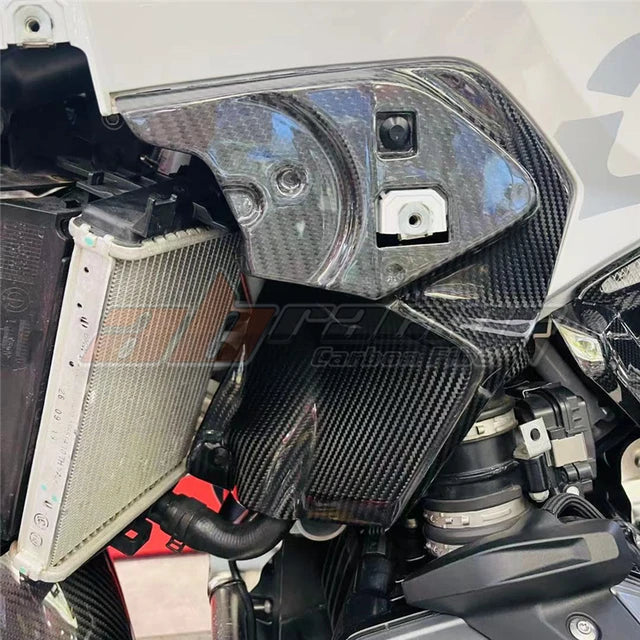 Fuel Tank On Both Sides Of The Intake Manifold Lining The Uppercover Plate For Bmw R1250gs 2018-2021 Modified Full Carbon Fiber